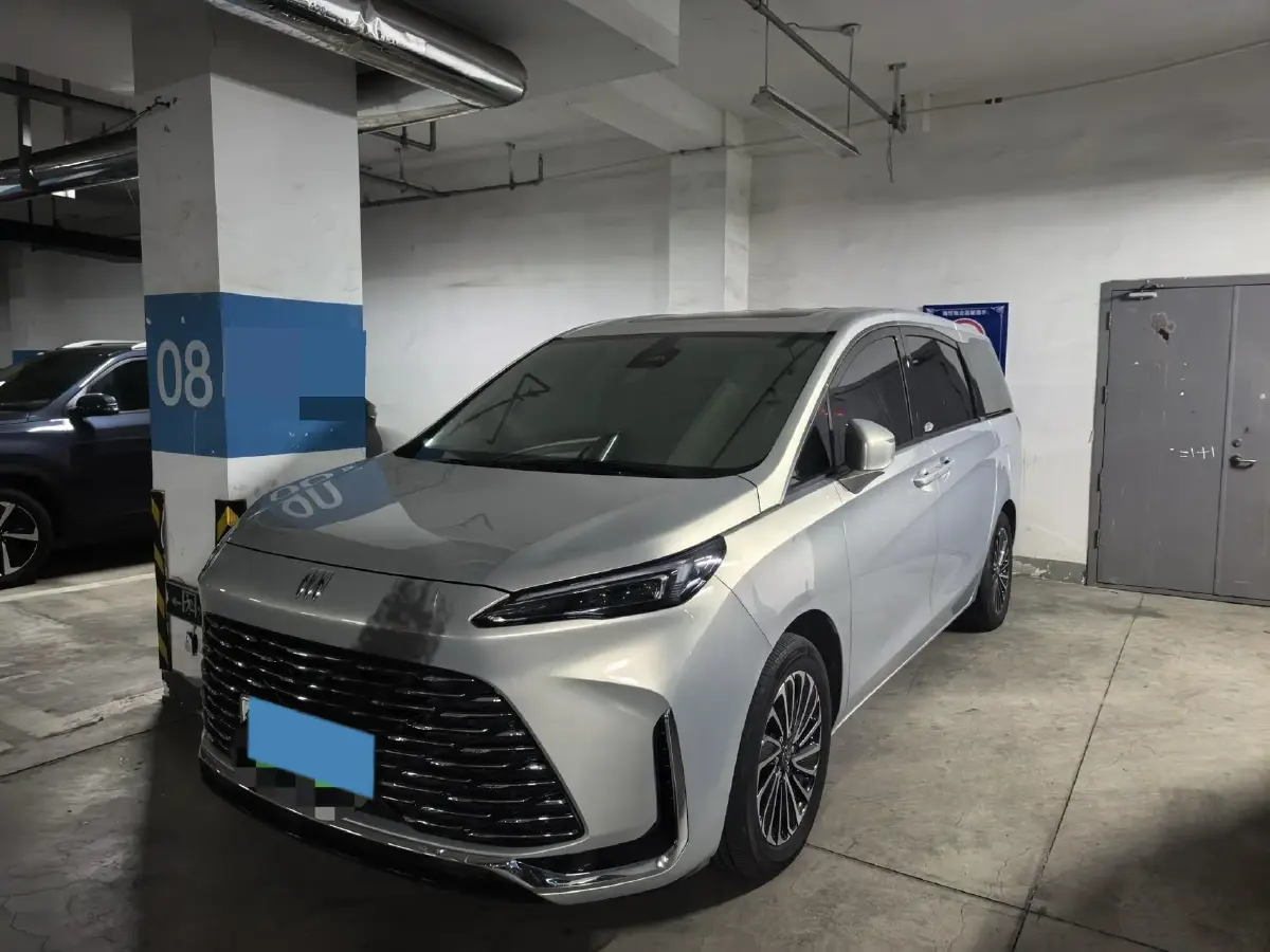 2025 Buick GL8 1.5T 180HP L4 2DHT PHEV