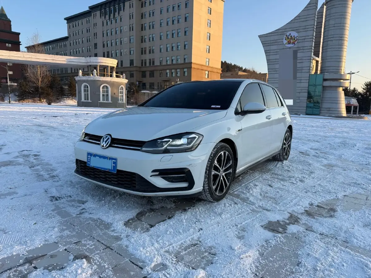 2018 Volkswagen Golf 1.4T 150HP L4 7DCT