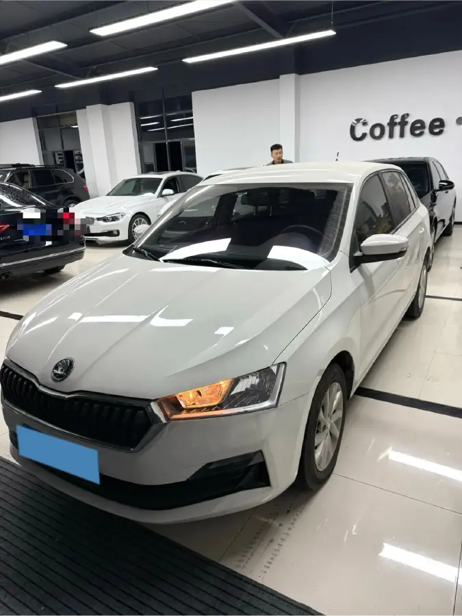 2020 Skoda Rapid Spaceback 1.5L 112HP L4 6AT