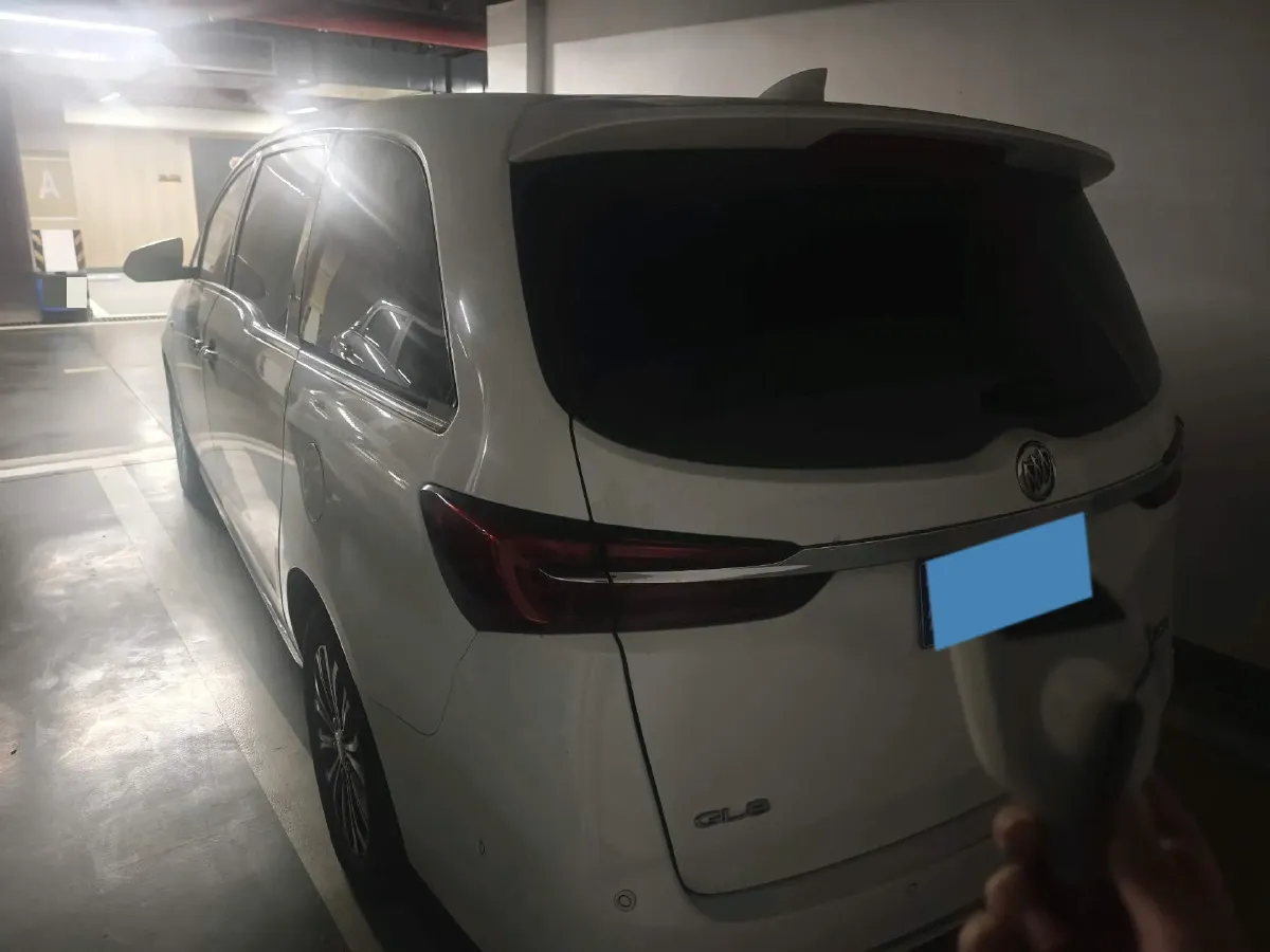 2023 Buick GL8 2.0T 237HP L4 9AT,autocango,china used car exporter,china ev exporter,chinese used car exporter,chinese used ev exporter