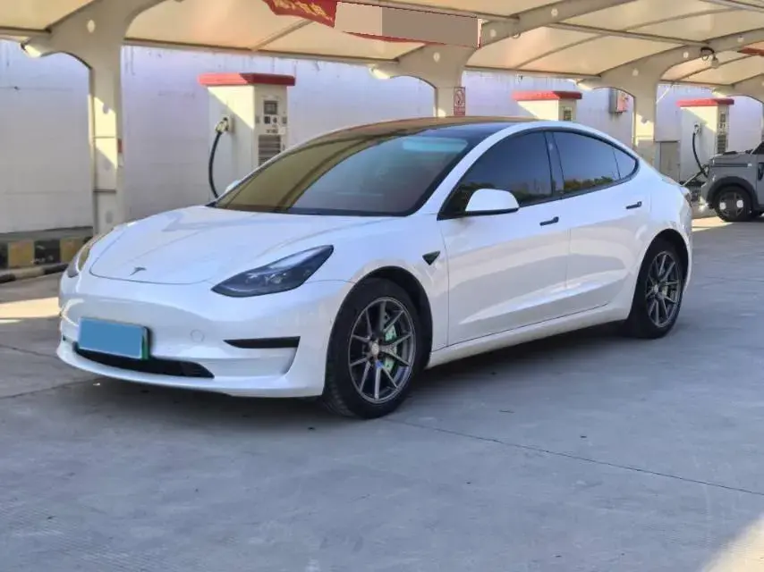 2022 Tesla Model 3 BEV 60KWH