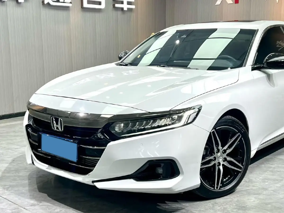 2022 Honda Accord 1.5T 194HP L4 CVT