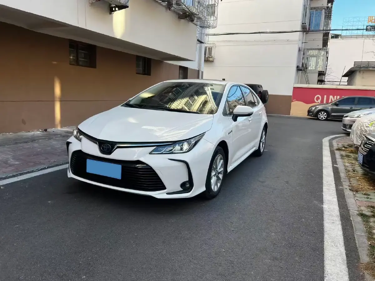 2021 Toyota Corolla 1.8L 98HP L4 E-CVT Hybrid