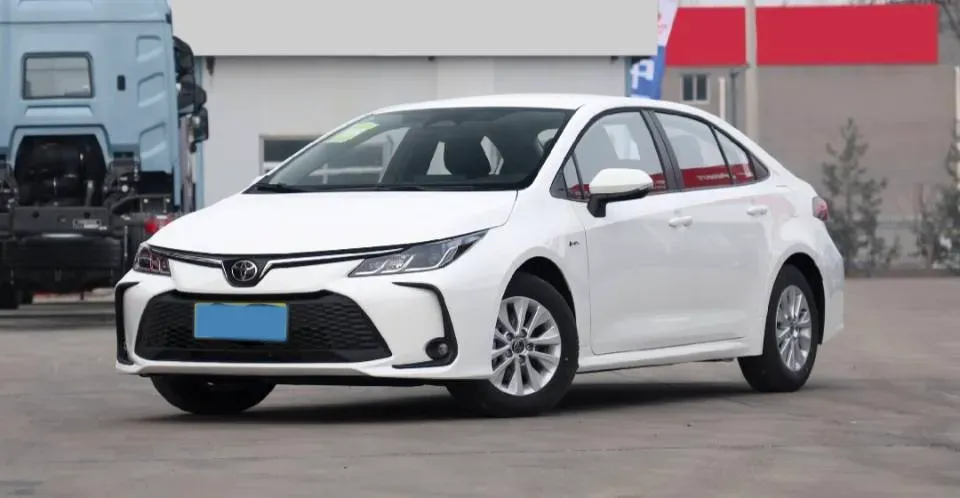 2025 Skyworth HT-i 1.5T 156HP L4 1DHT PHEV,autocango,china used car exporter,china ev exporter,chinese used car exporter,chinese used ev exporter