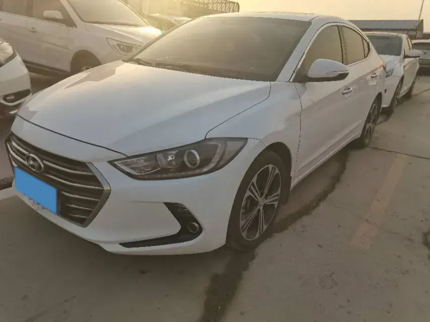 2018 Hyundai Elantra 1.4T 130HP L4 7DCT