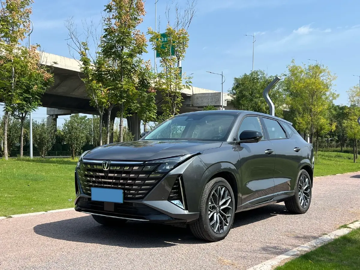 2024 ChangAn UNI-Z 1.5L 98HP L4 E-CVT PHEV 18.4KWH