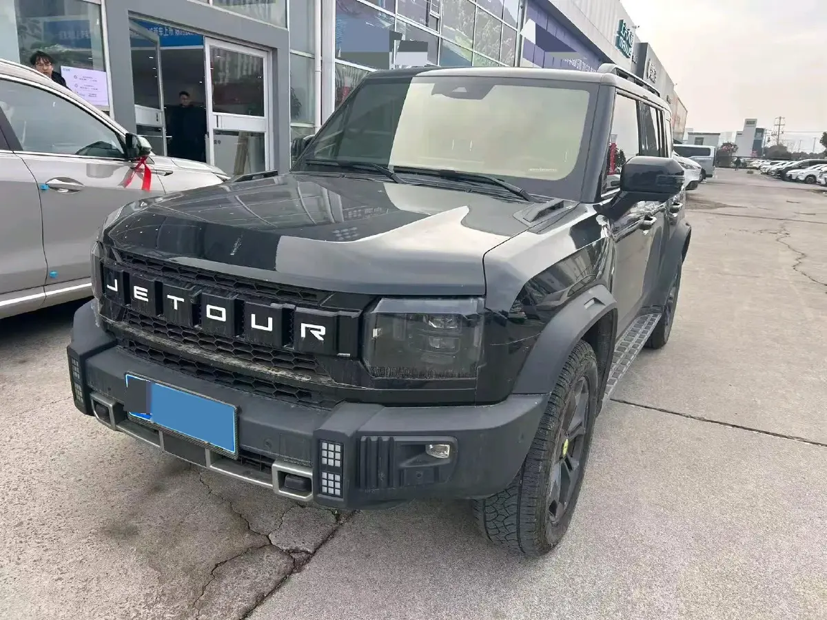 2023 Jetour Traveller 2.0T 254HP L4 7DCT