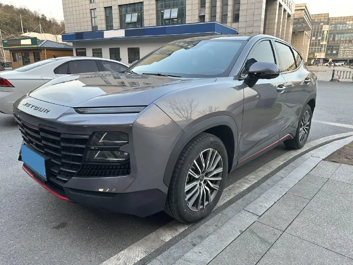 2024 Jetour DASHING 1.6T 197HP L4 7DCT