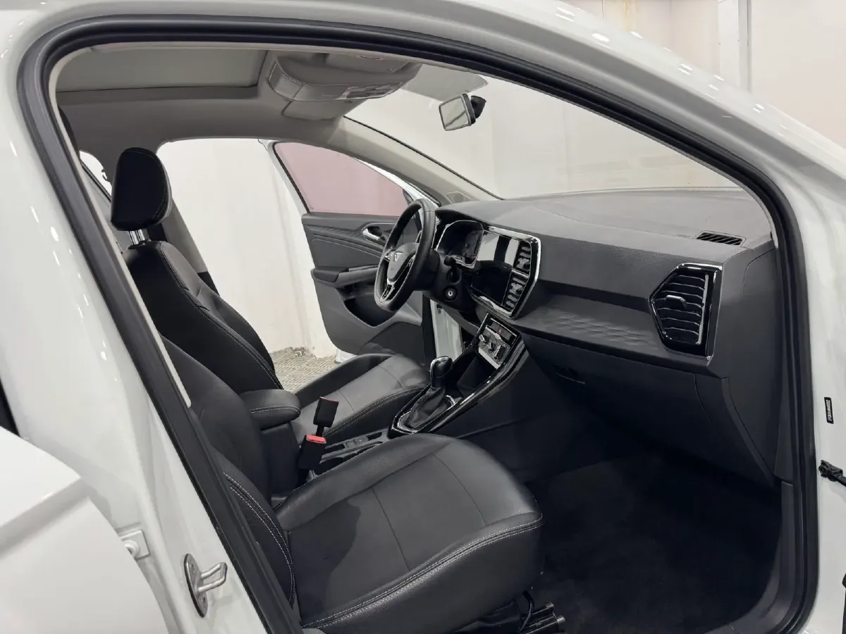 2021 Jetta VS7 1.4T 150HP L4 6AT,autocango,china used car exporter,china ev exporter,chinese used car exporter,chinese used ev exporter