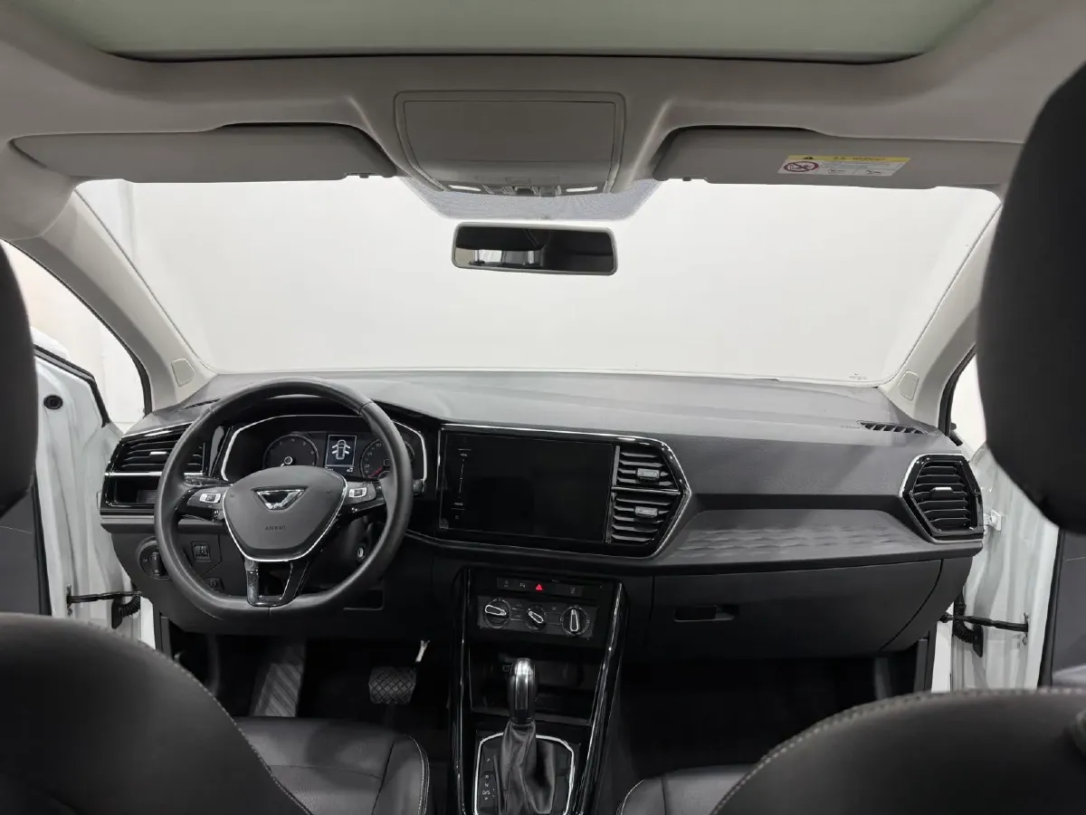 2021 Jetta VS7 1.4T 150HP L4 6AT,autocango,china used car exporter,china ev exporter,chinese used car exporter,chinese used ev exporter