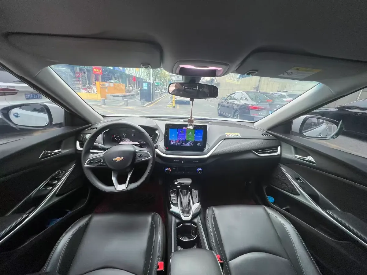 2022 Chevrolet Seeker 1.5T 184HP L4 CVT,autocango,china used car exporter,china ev exporter,chinese used car exporter,chinese used ev exporter