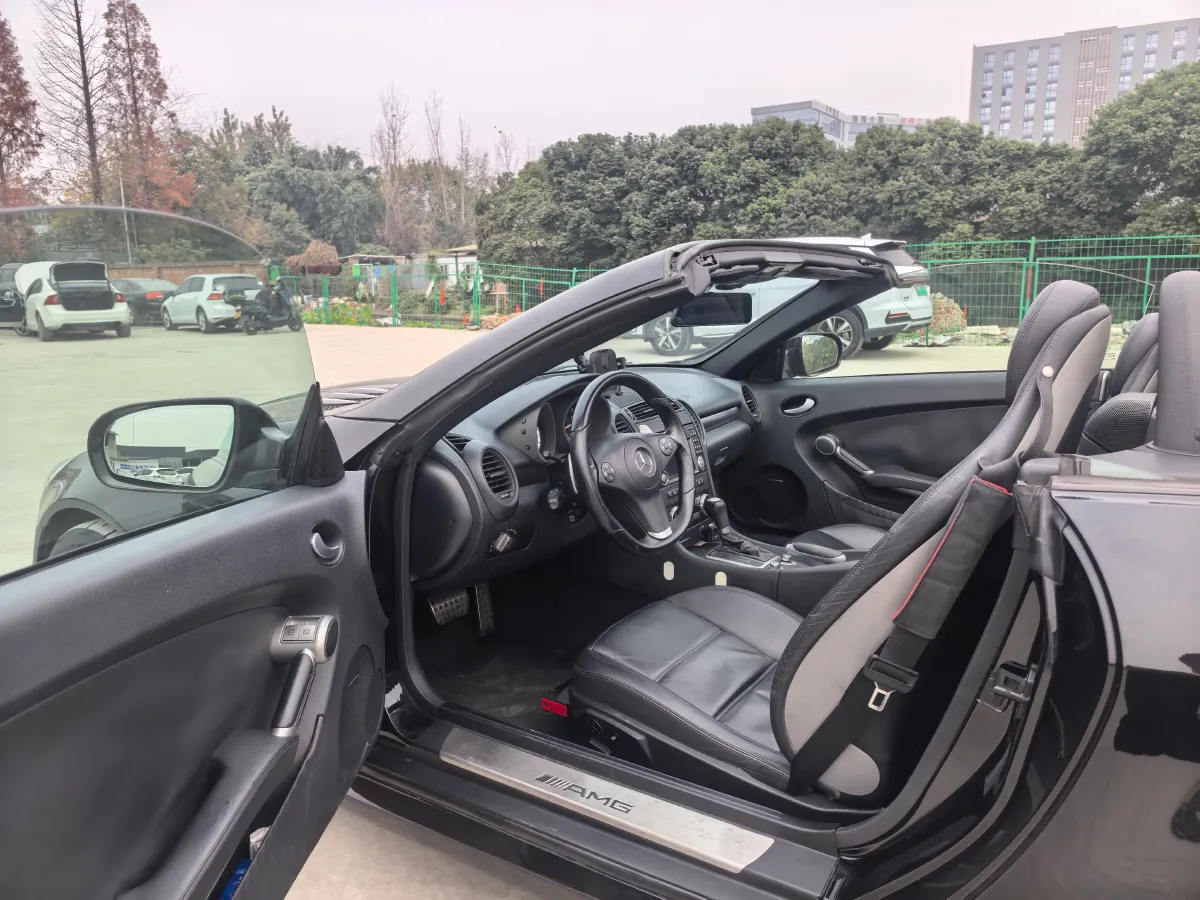 2010 Mercedes-Benz SLK AMG 5.5L 360HP V8 7AT,autocango,china used car exporter,china ev exporter,chinese used car exporter,chinese used ev exporter