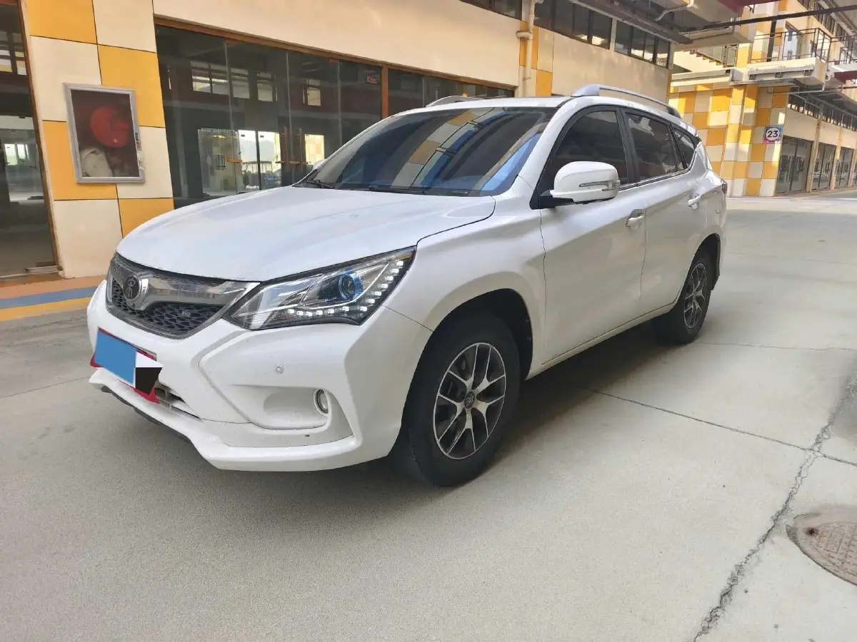 2017 BYD Song 1.5T 154HP L4 6MT
