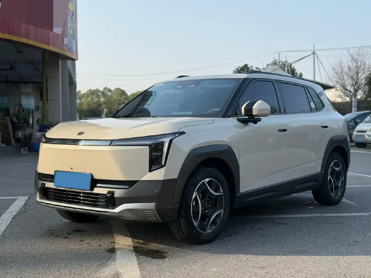 2025 DongFeng Nammi 06 BEV