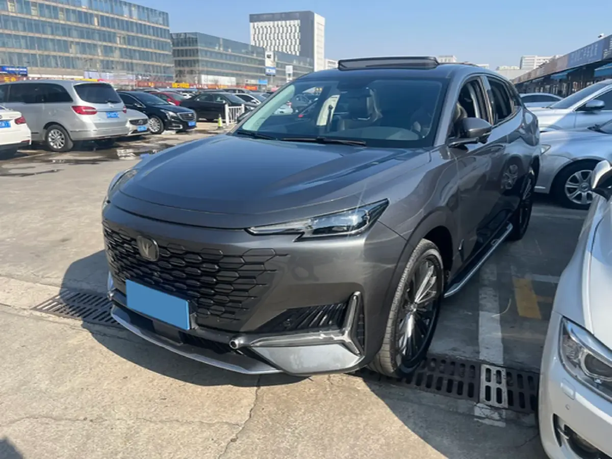 2021 ChangAn UNI-K 2.0T 233HP L4 8AT
