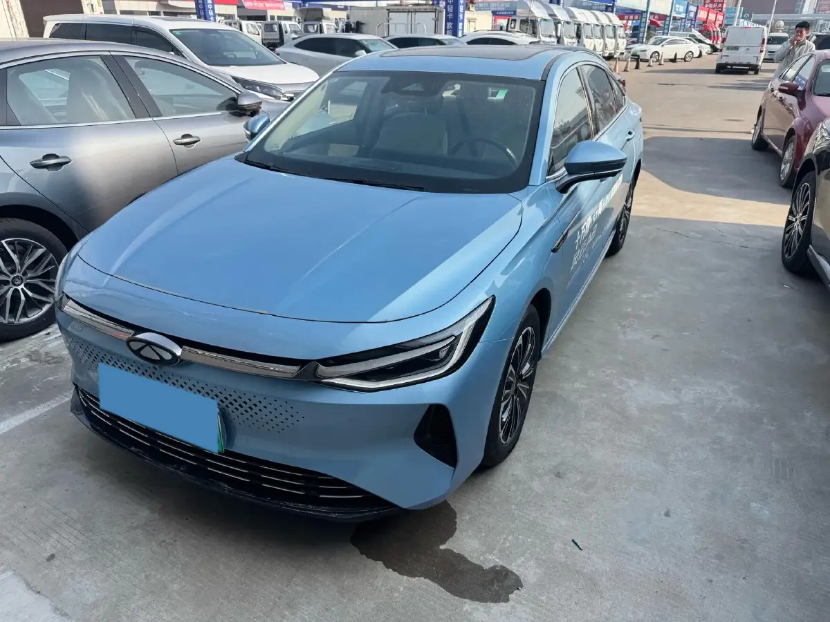 2024 Fulwin FulwinA8 1.5T 156HP L4 1DHT PHEV 18.3KWH