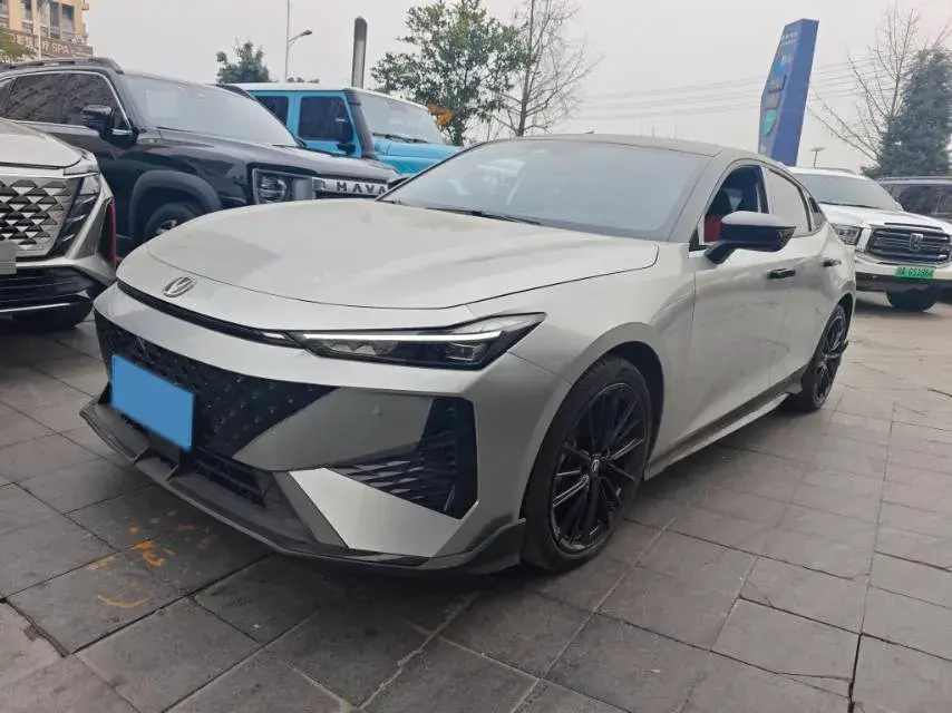 2024 ChangAn UNI-V 1.5T 188HP L4 7DCT