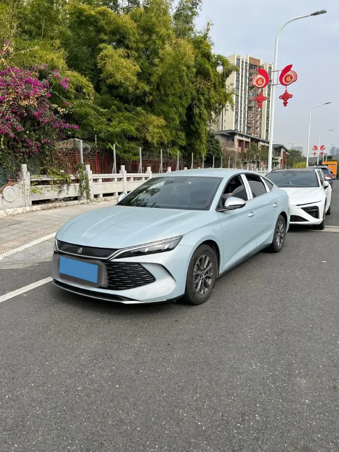 2024 BYD QinL 1.5L 101HP L4 E-CVT PHEV 10.08KWH