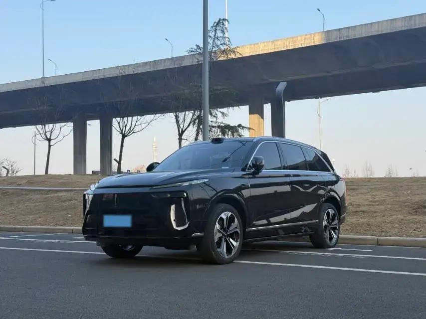 2025 WEY BlueMountain 1.5T 170HP L4 4DHT PHEV 44.5KWH