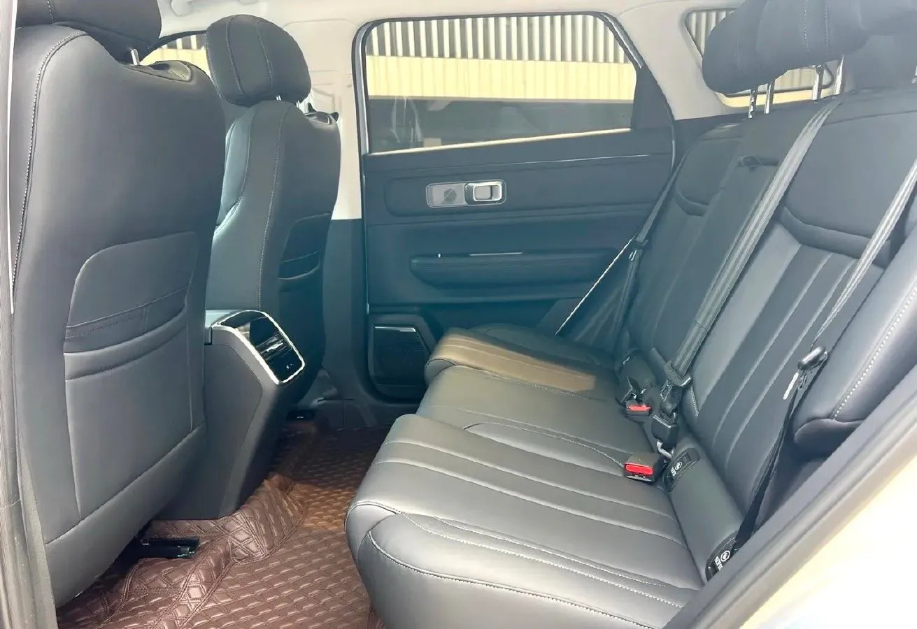 2024 Chery Exploration 06 C-DM 1.5T 156HP L4 DHT PHEV 18.3KWH,autocango,china used car exporter,china ev exporter,chinese used car exporter,chinese used ev exporter