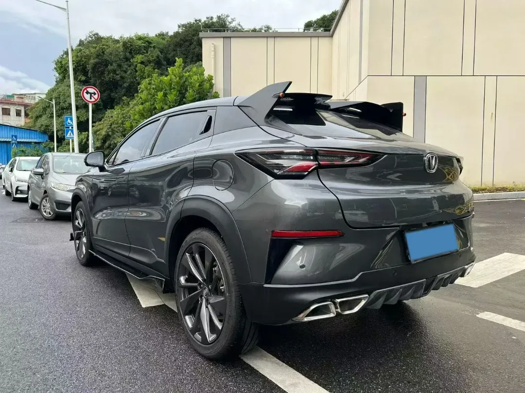 2020 ChangAn UNI-T 1.5T 180HP L4 7DCT,autocango,china used car exporter,china ev exporter,chinese used car exporter,chinese used ev exporter