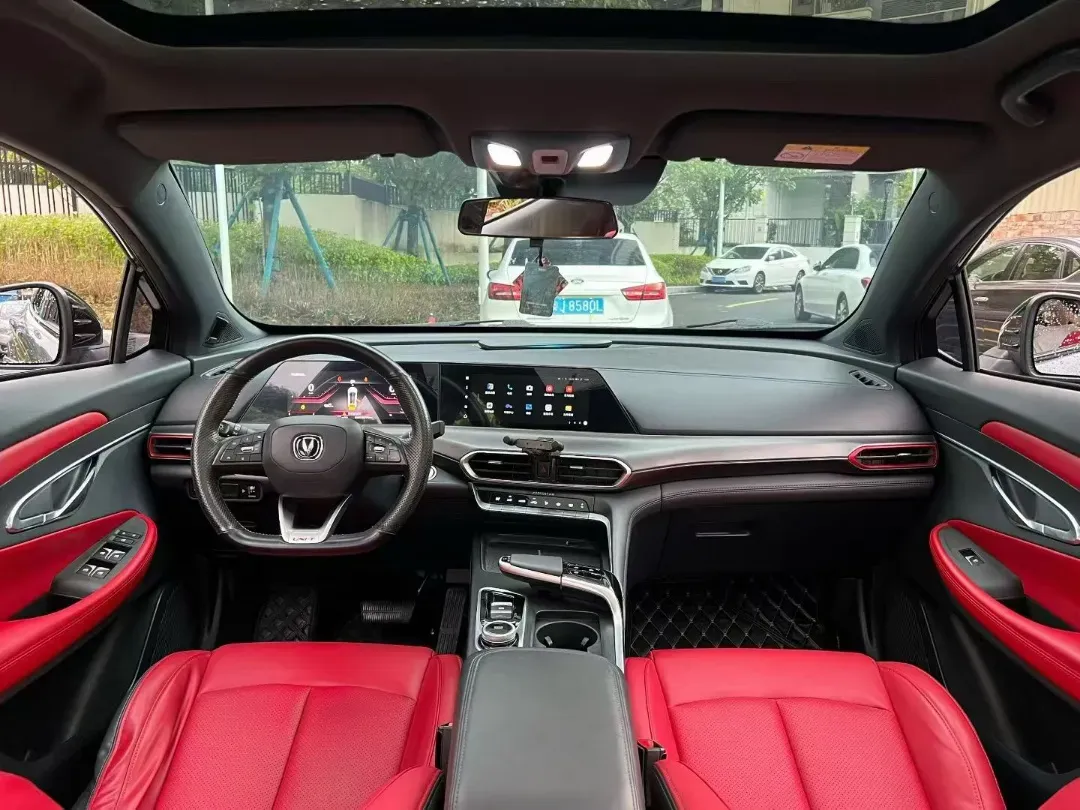 2020 ChangAn UNI-T 1.5T 180HP L4 7DCT,autocango,china used car exporter,china ev exporter,chinese used car exporter,chinese used ev exporter