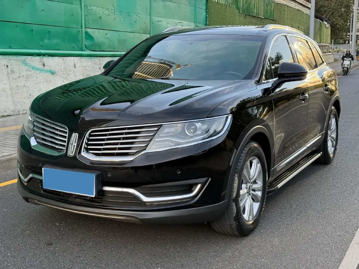 2018 Lincoln MKX 2.0T 253HP L4 6AT