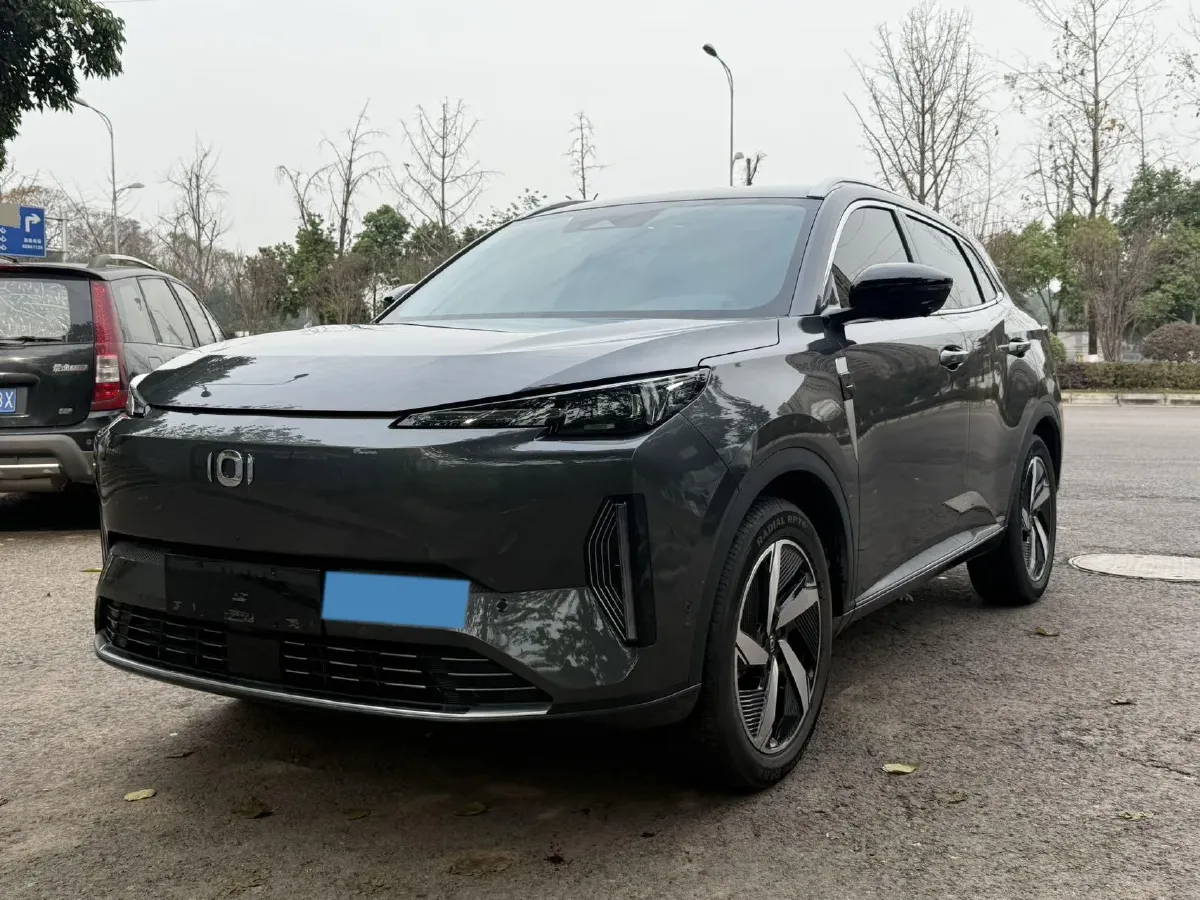 2023 Venucia VX6 BEV 62KWH,autocango,china used car exporter,china ev exporter,chinese used car exporter,chinese used ev exporter
