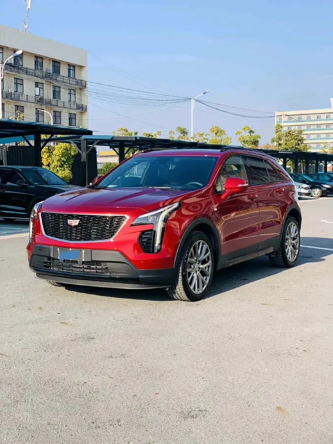 2022 Cadillac XT4 2.0T 237HP L4 9AT