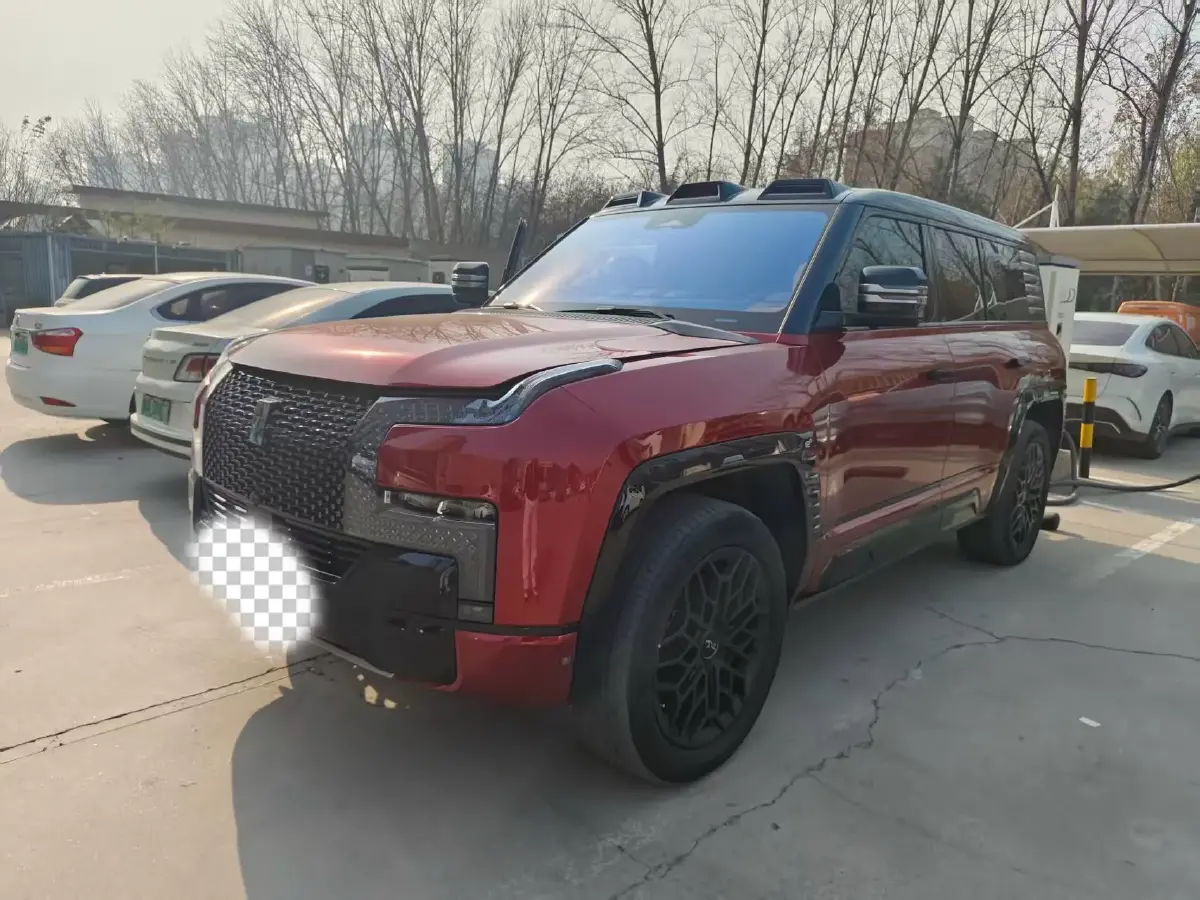 2023 YangWang U8 2.0T 272HP L4 REEV 49.05KWH