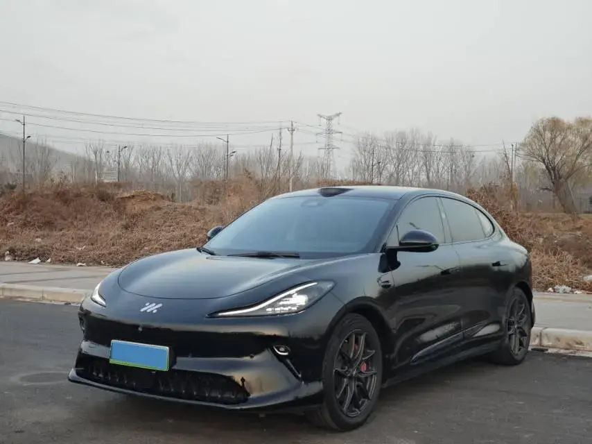 2025 IM LS6 BEV 83KWH