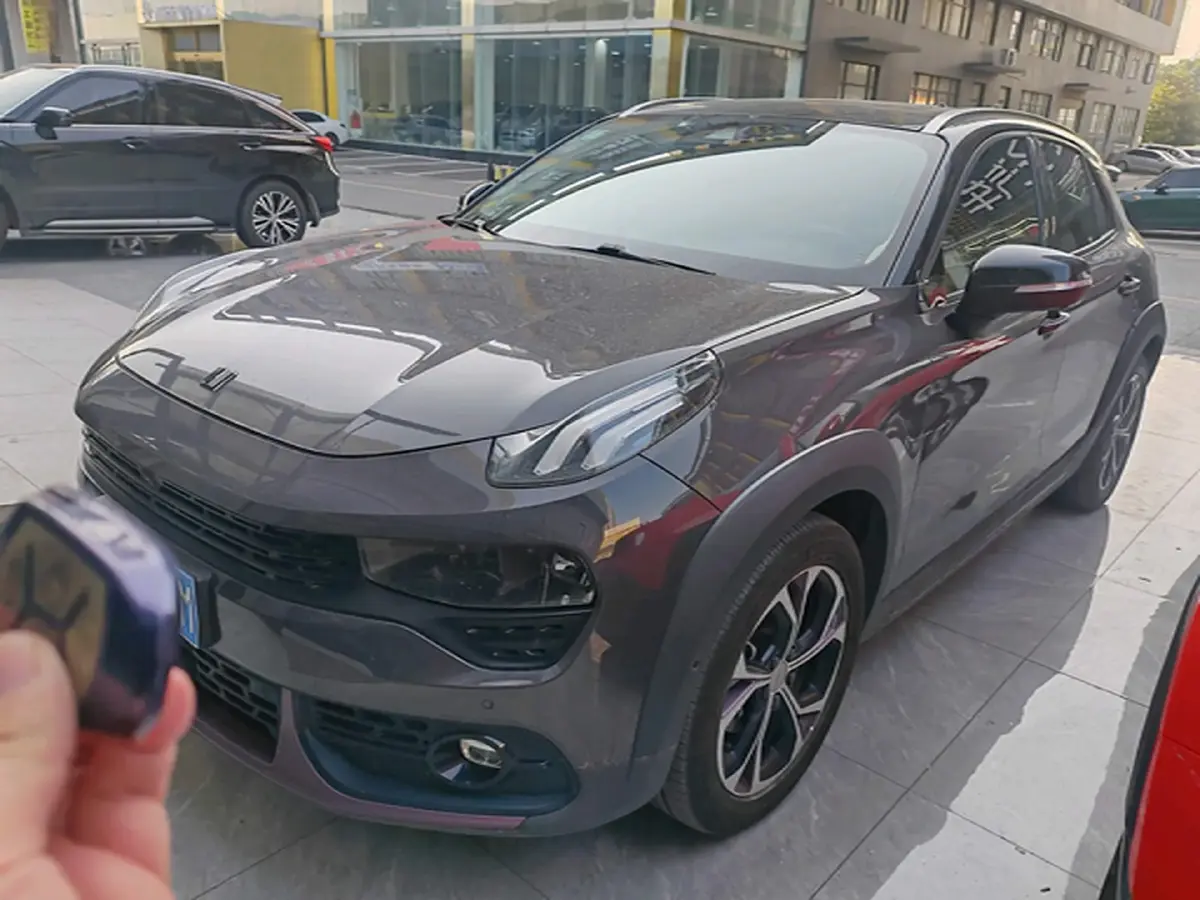 2019 LYNK&CO 02 2.0T 190HP L4 6AT