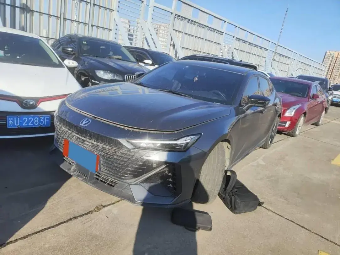 2023 ChangAn UNI-V 1.5T 188HP L4 7DCT