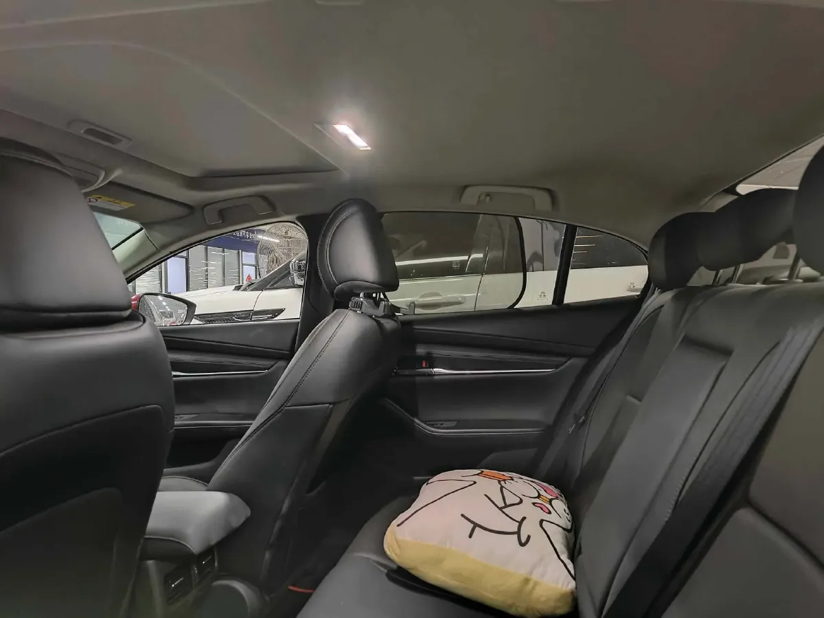 2021 Mazda 3 Axela 2.0L 158HP L4 6AT,autocango,china used car exporter,china ev exporter,chinese used car exporter,chinese used ev exporter