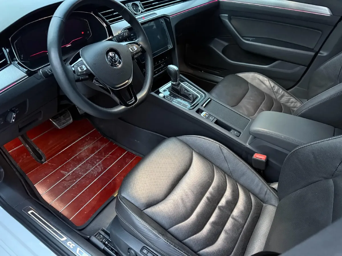 2020 Volkswagen CC 2.0T 186HP L4 7DCT,autocango,china used car exporter,china ev exporter,chinese used car exporter,chinese used ev exporter