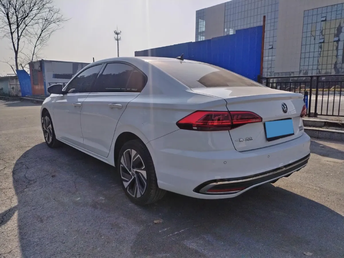 2024 Volkswagen Bora 1.2T 116HP L4 7DCT,autocango,china used car exporter,china ev exporter,chinese used car exporter,chinese used ev exporter