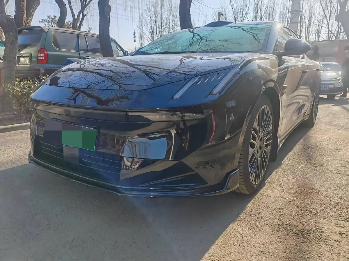 2025 LYNK&CO 10 EM-P 1.5T 163HP L4 3DHT PHEV