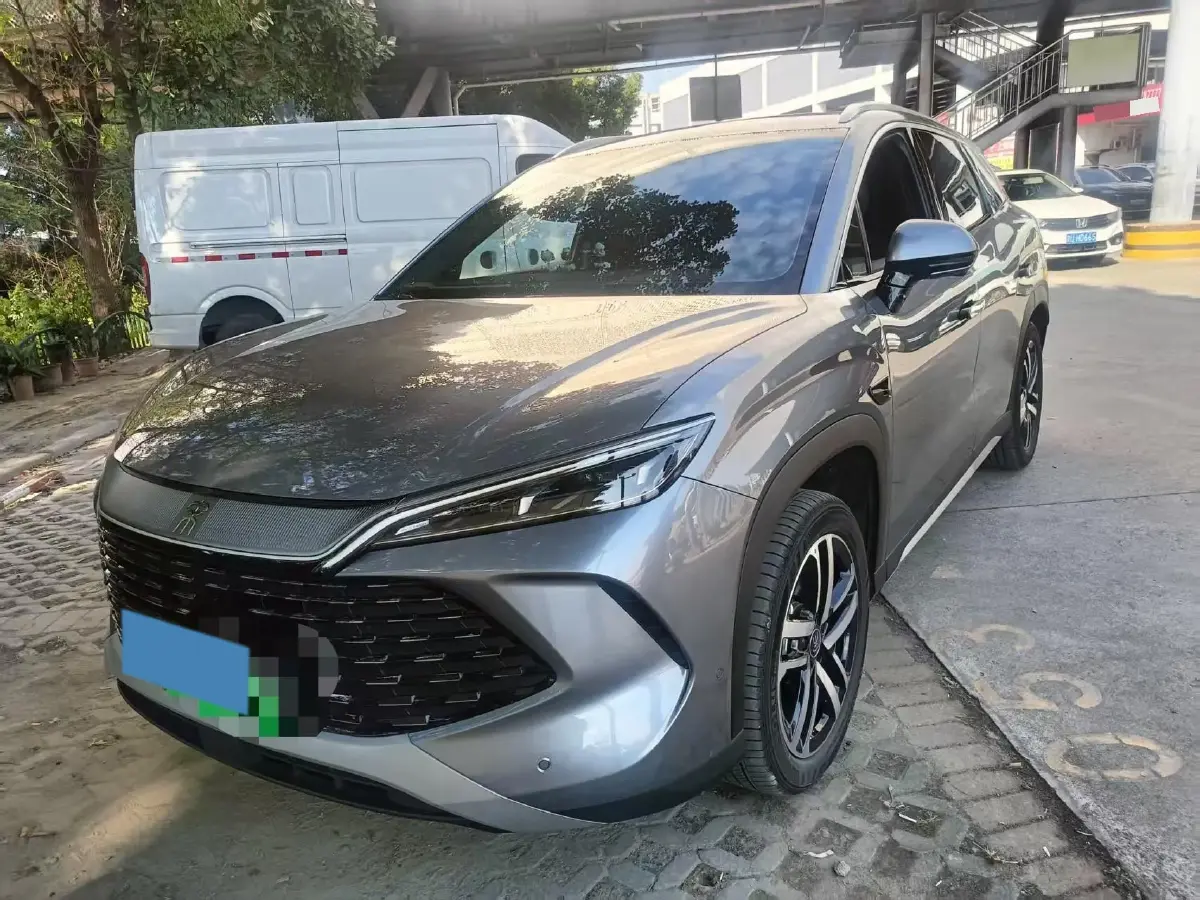 2025 BYD SongL DM-i 1.5L 101HP L4 E-CVT PHEV 18.3KWH