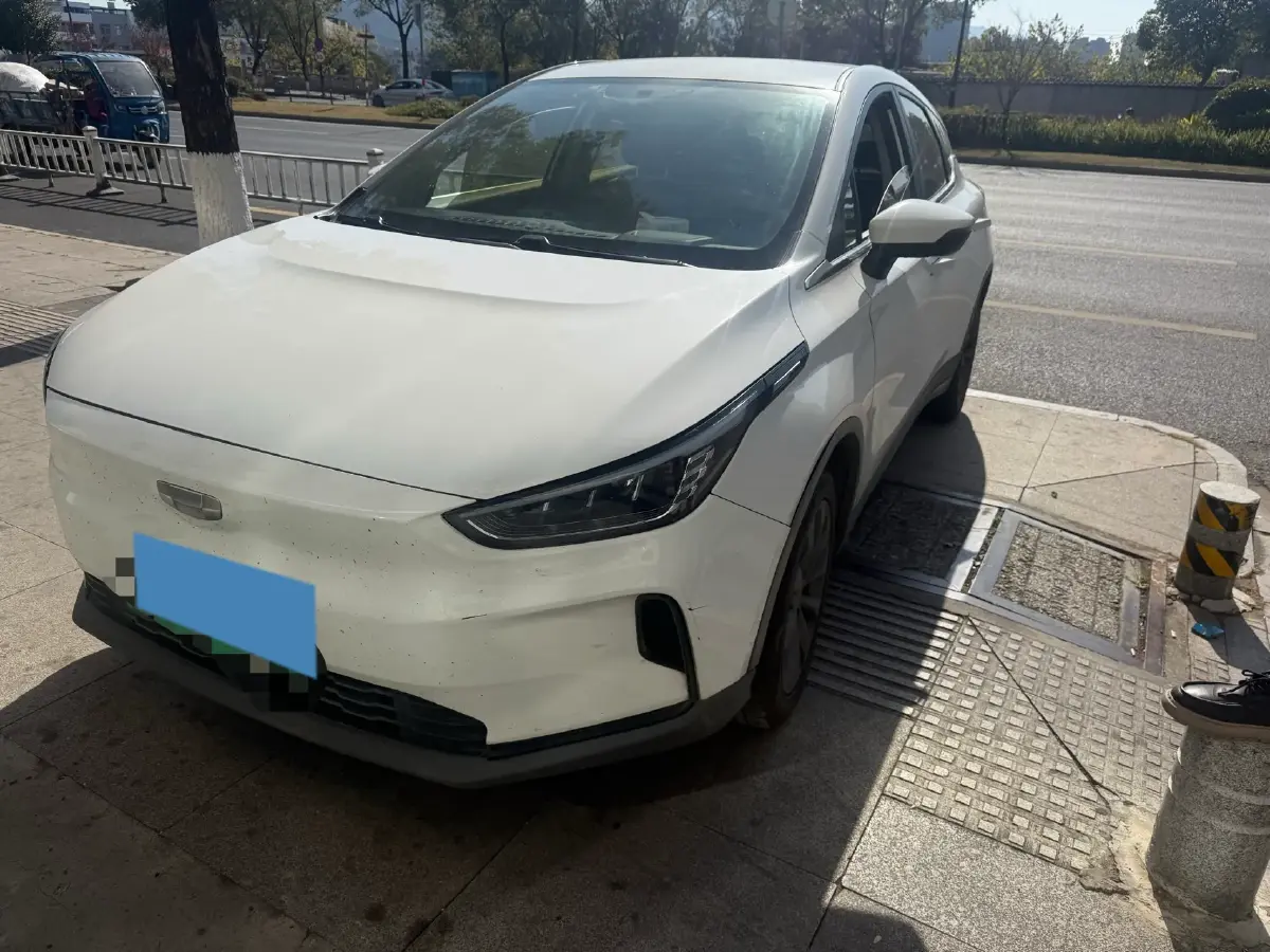 2022 Geometry C BEV 53KWH