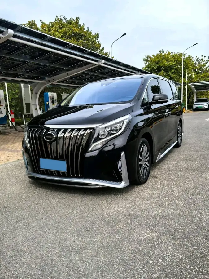 2021 GAC Trumpchi M8 2.0T 252HP L4 8AT