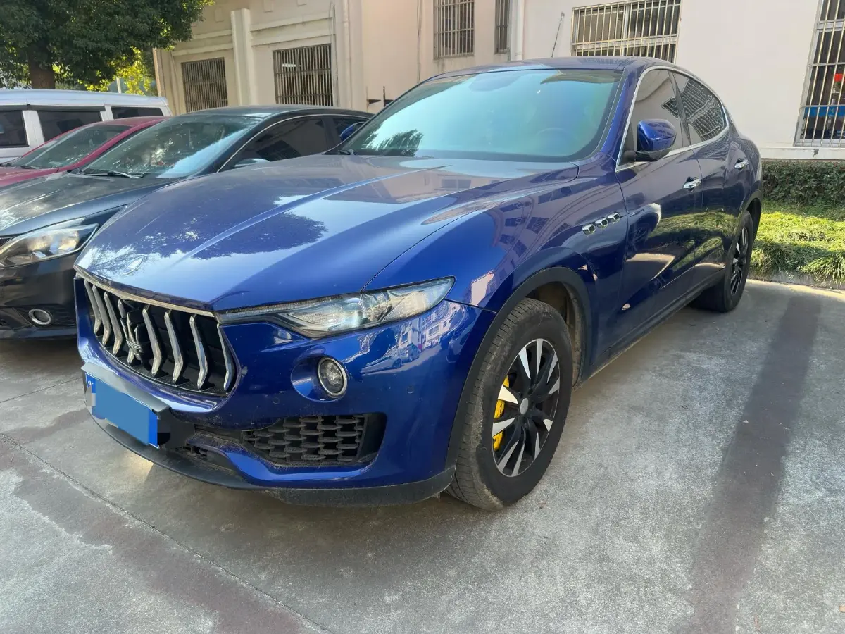 2018 Maserati Levante 3.0T 350HP V6 8AT
