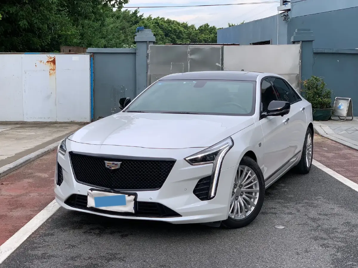 2020 Cadillac CT6 2.0T 241HP L4 10AT