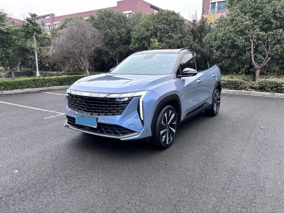 2023 Geely StarRay 2.0T 218HP L4 7DCT