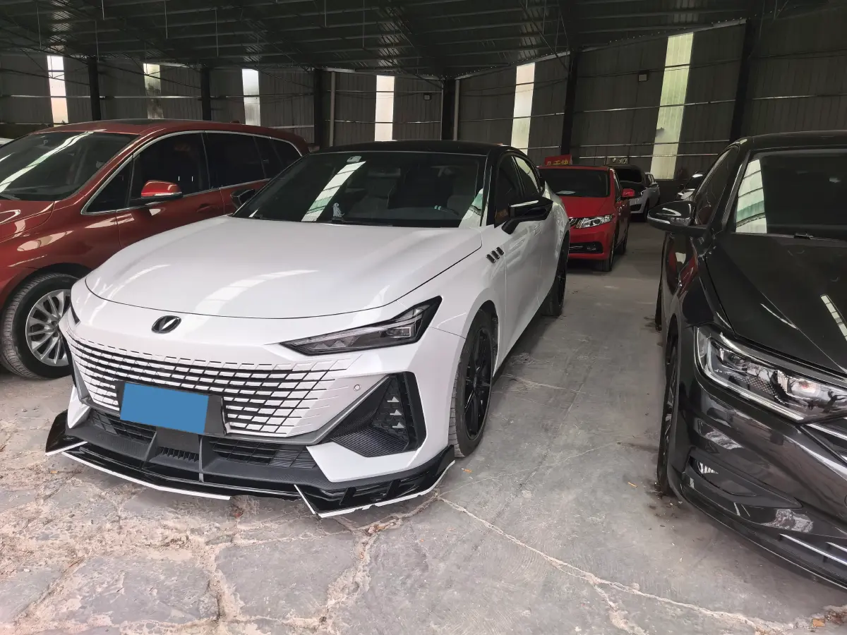 2022 ChangAn UNI-V 1.5T 188HP L4 7DCT