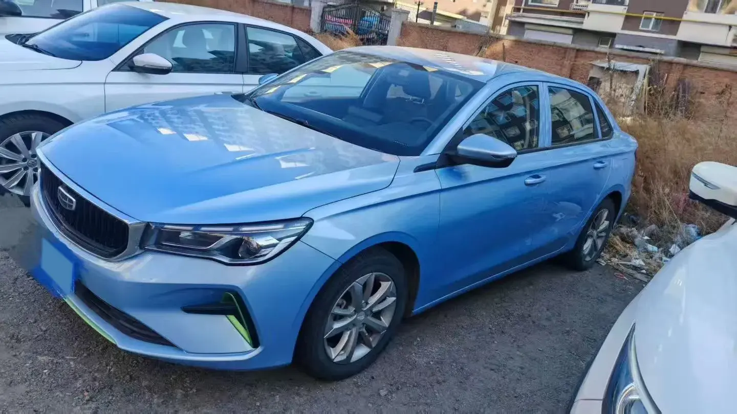 2022 Geely Emgrand L HiP 1.5T 181HP L4 3DHT PHEV 15.5KWH