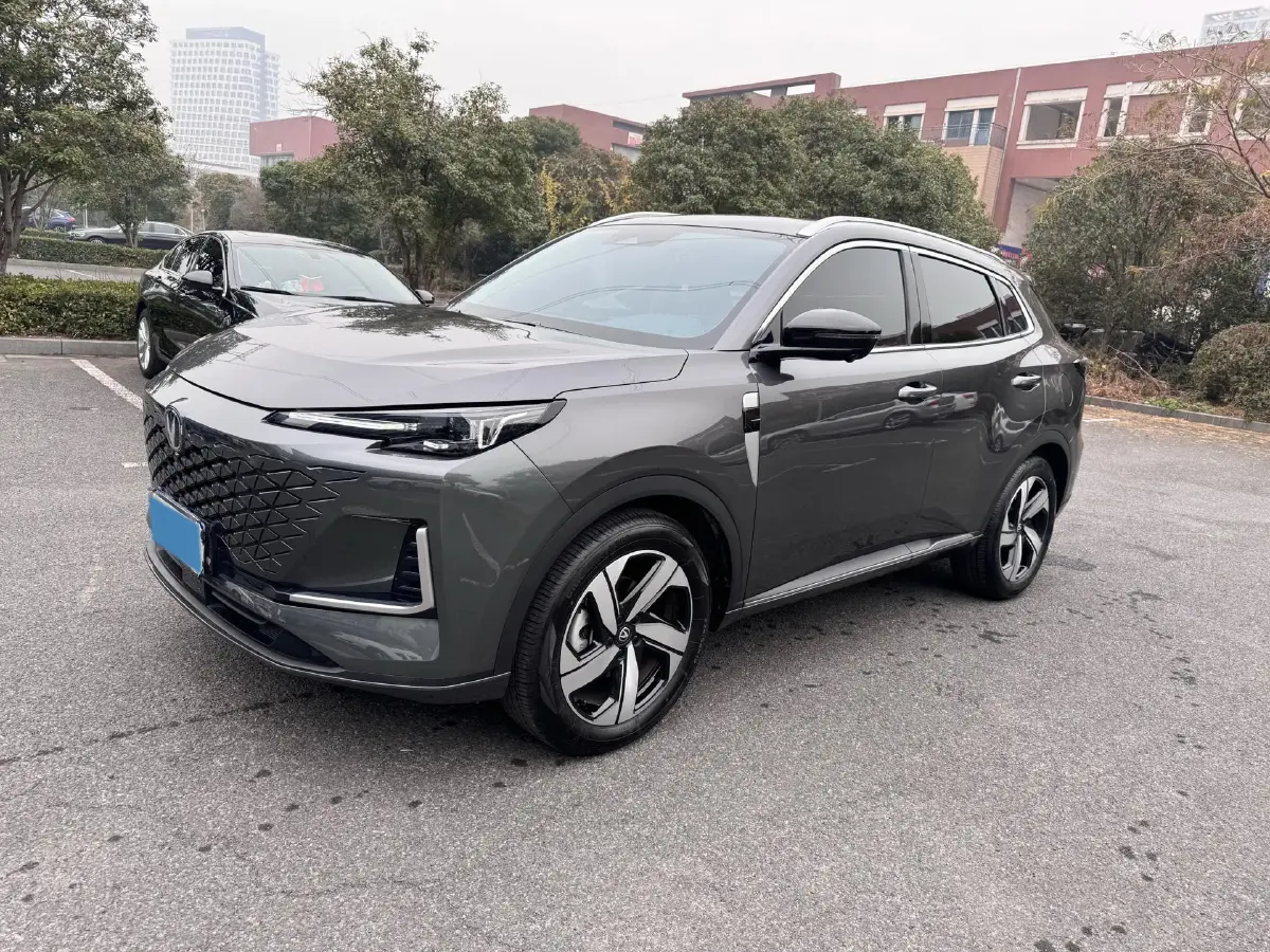 2024 ChangAn CS55 Plus 1.5T 188HP L4 7DCT