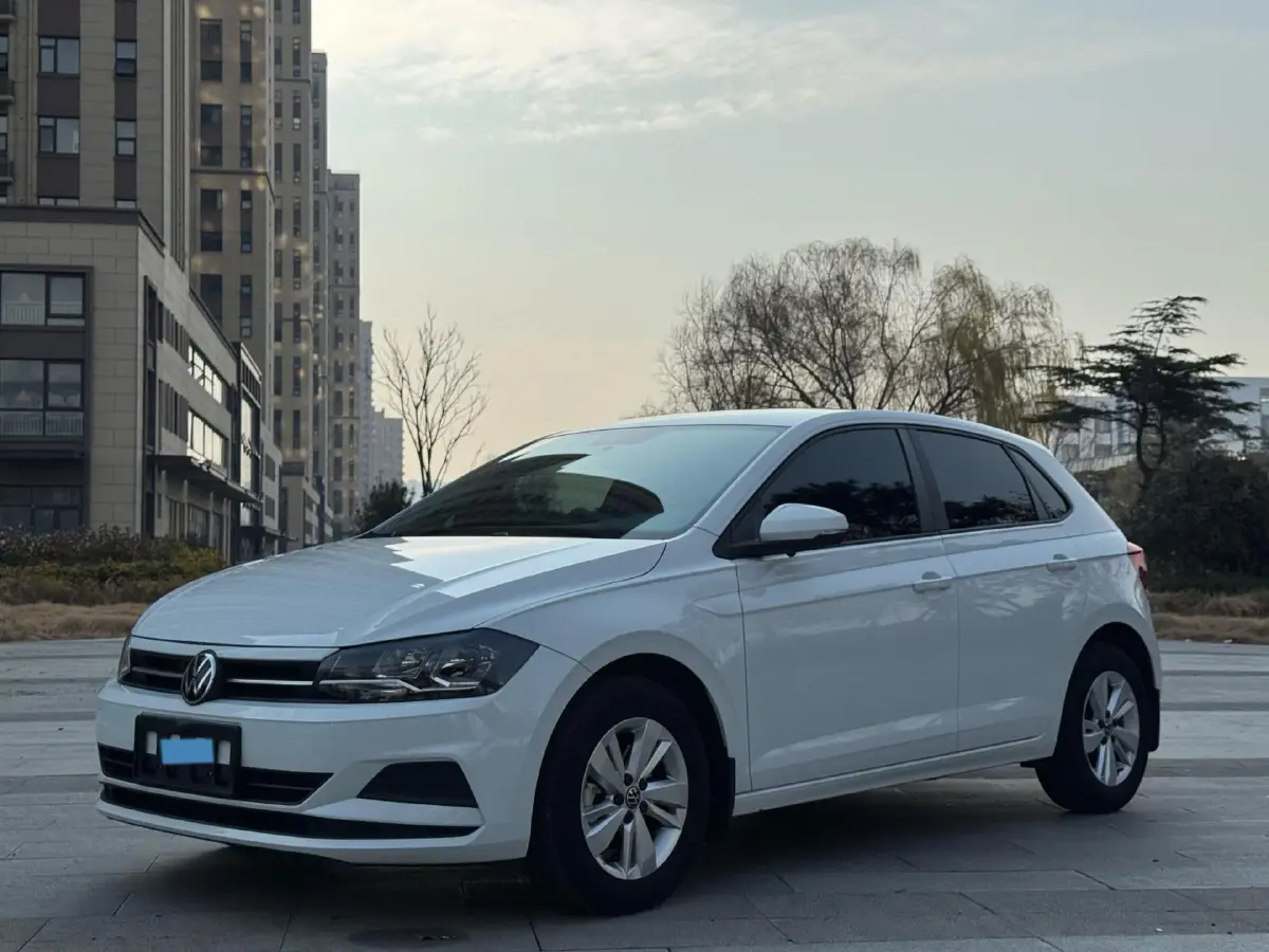 2023 Volkswagen Polo 1.5L 110HP L4 6AT