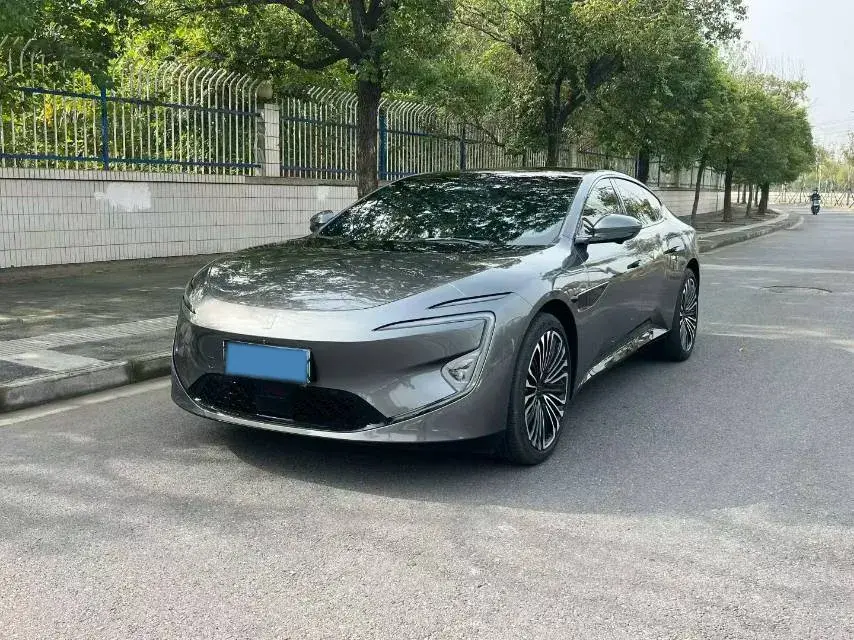 2025 Avatr 12 1.5T 156HP L4 REEV 39.05KWH