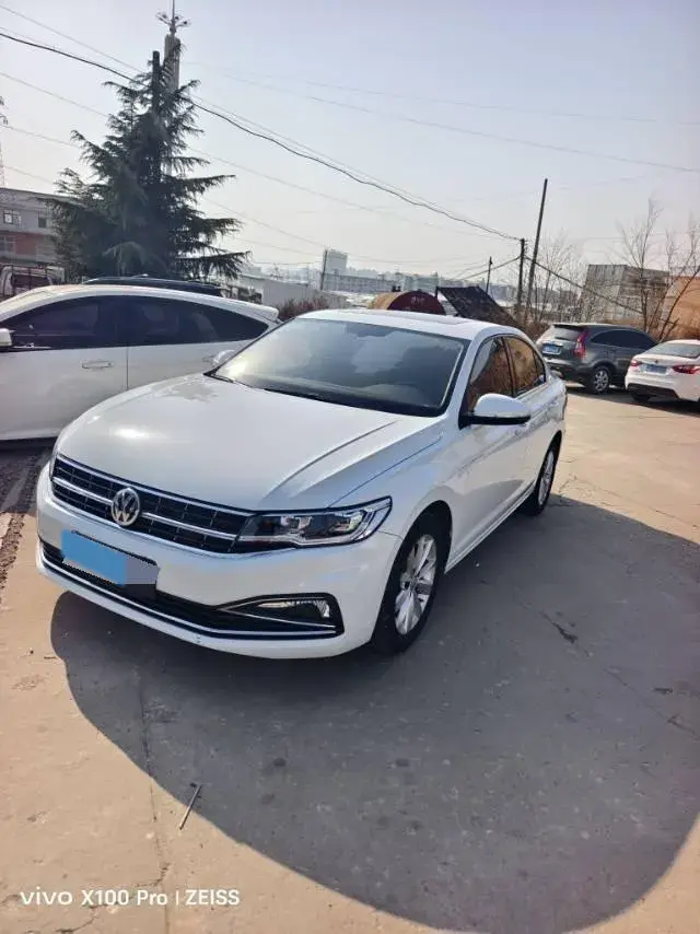 2019 Volkswagen Golf Sportsvan 1.6L 110HP L4 6AT