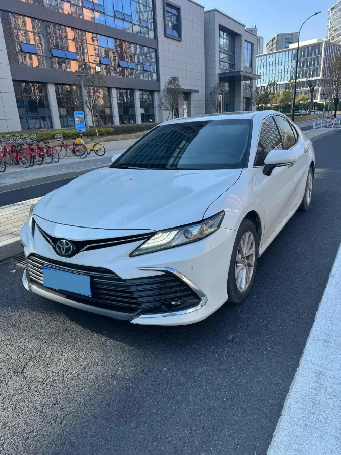 2023 Toyota Camry 2.0L 177HP L4 CVT